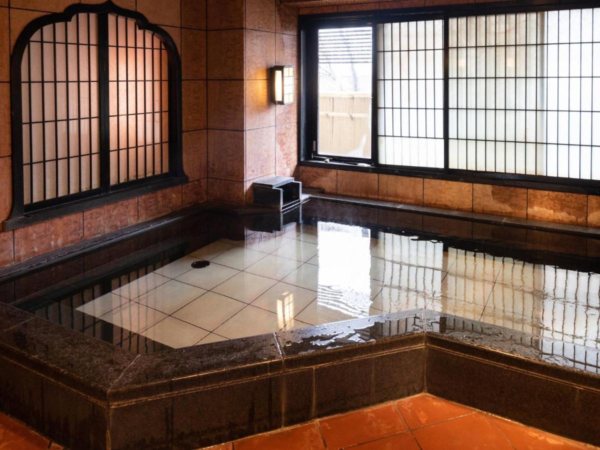 Hotel Castle Inn Suzuka Exterior photo